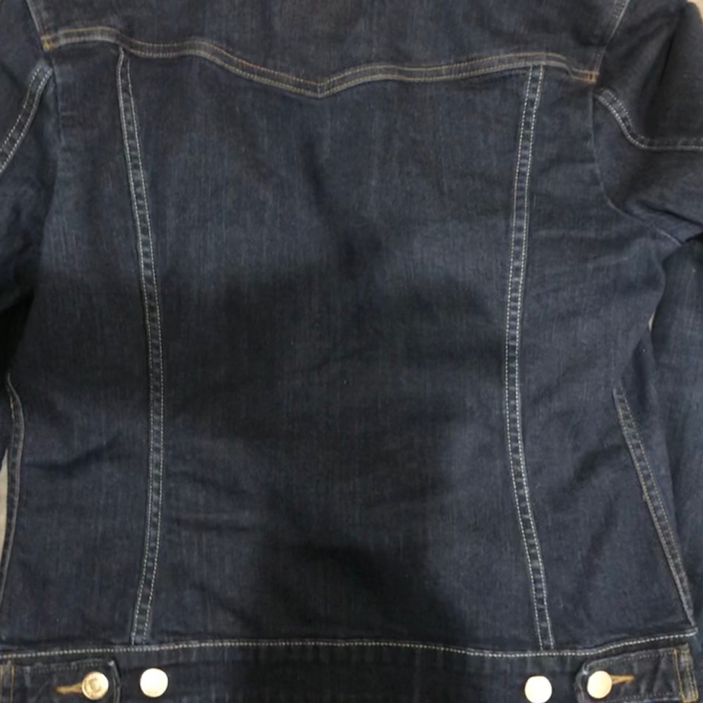 Levi’s Denim Jacket - Picture 9 of 10